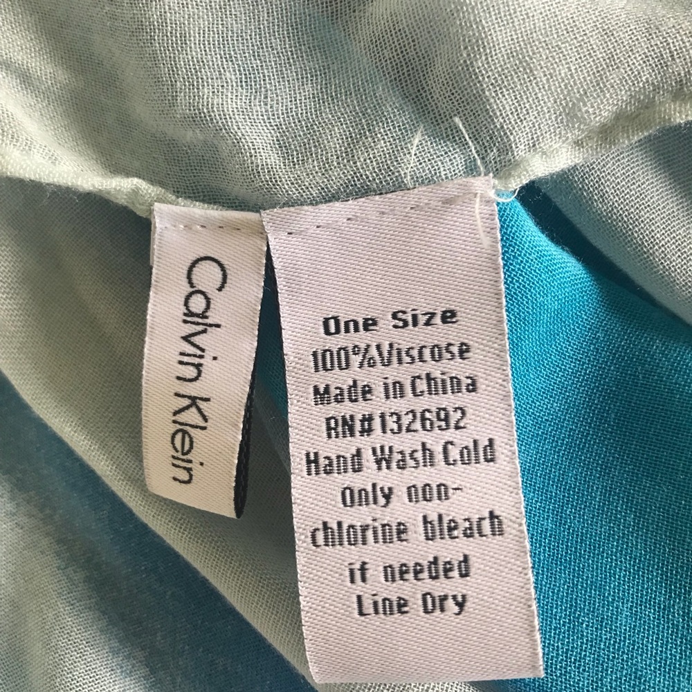Calvin Klein Scarf - Picture 4 of 6